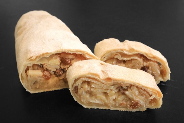 Wiener Apfelstrudel