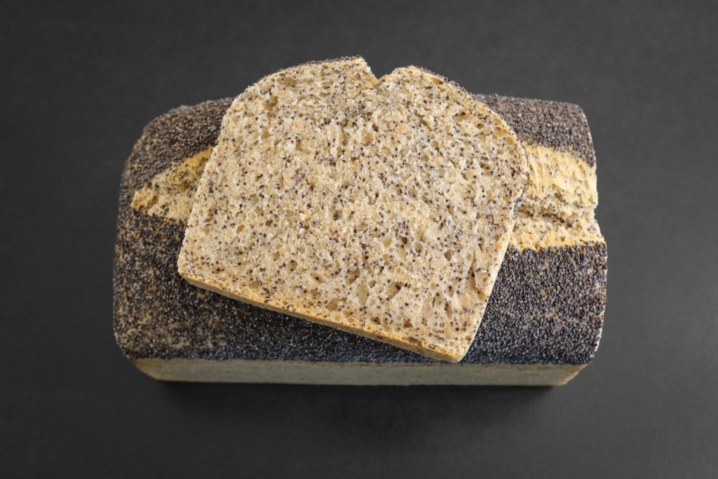 Auffrischbrot mit Mohn