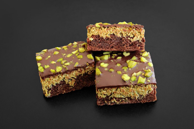 Brownies mit Pistazien-Kadayif-Füllung